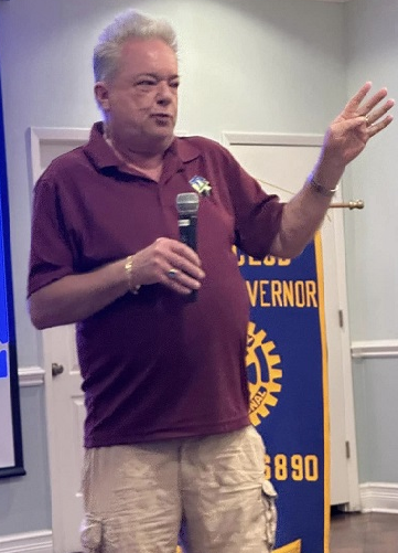 Human Resource Consulting 6 delivering seminar at Rotary club